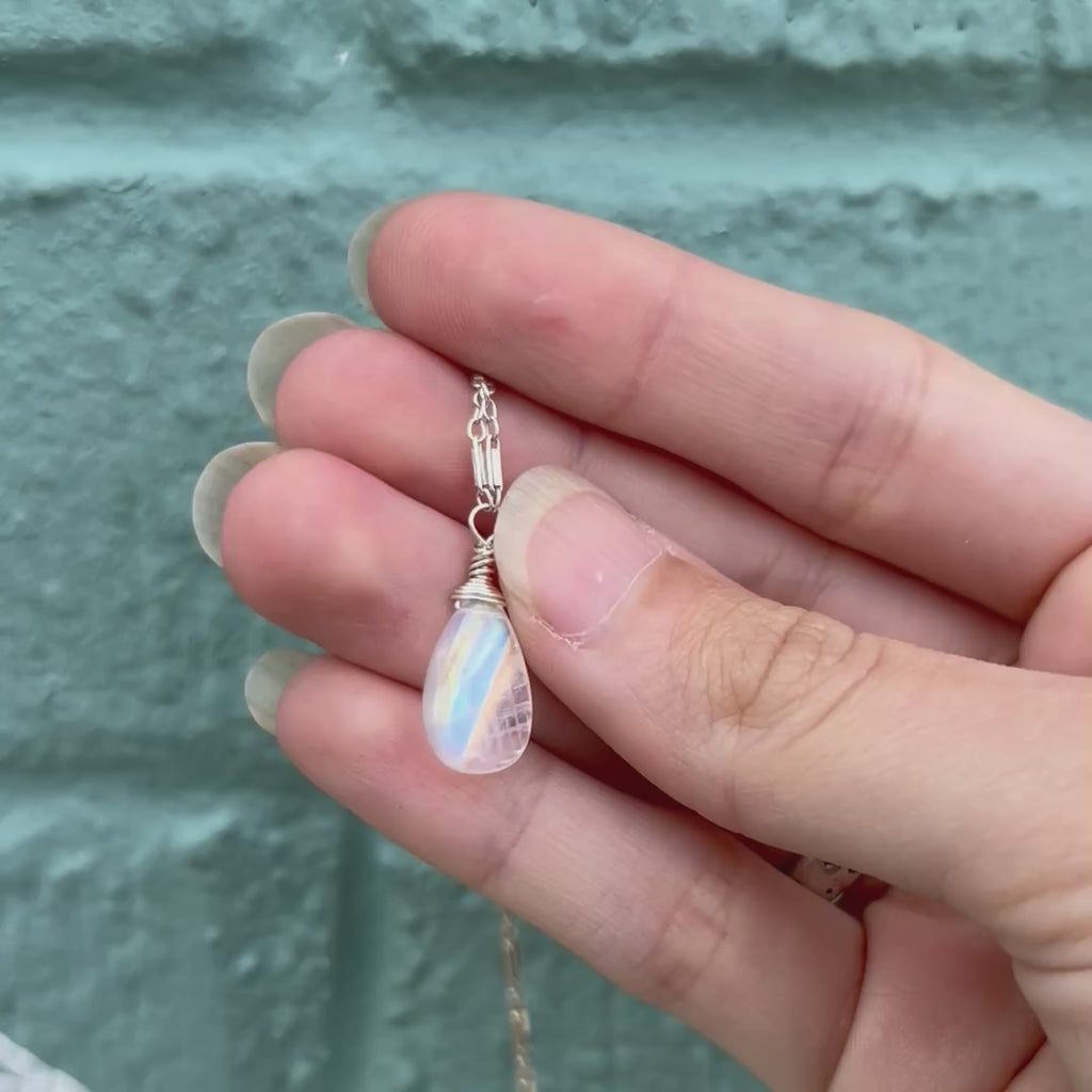 A video of showing the flash in the moonstone pendant