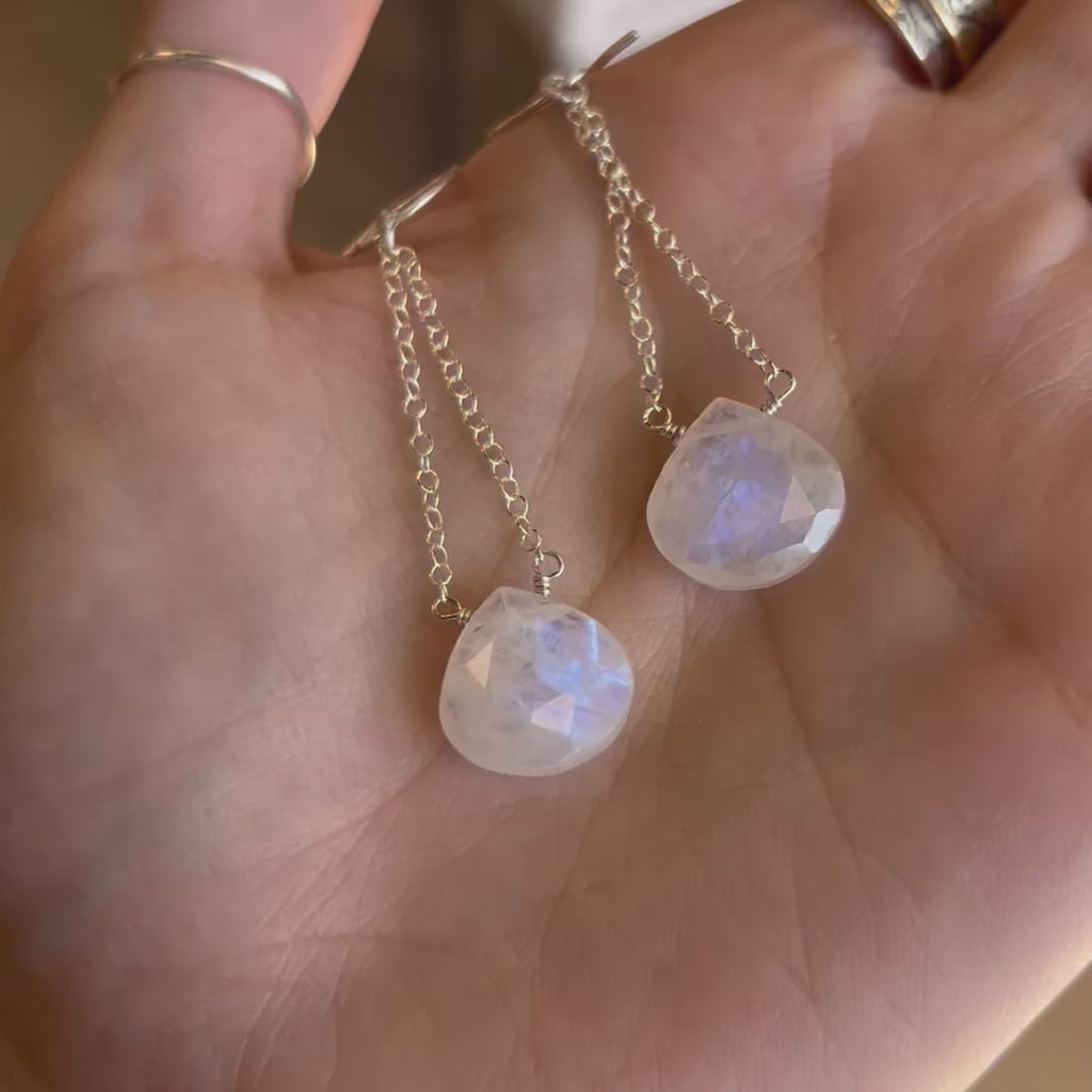 A video of the moonstone flash in the moonstone swing earrings